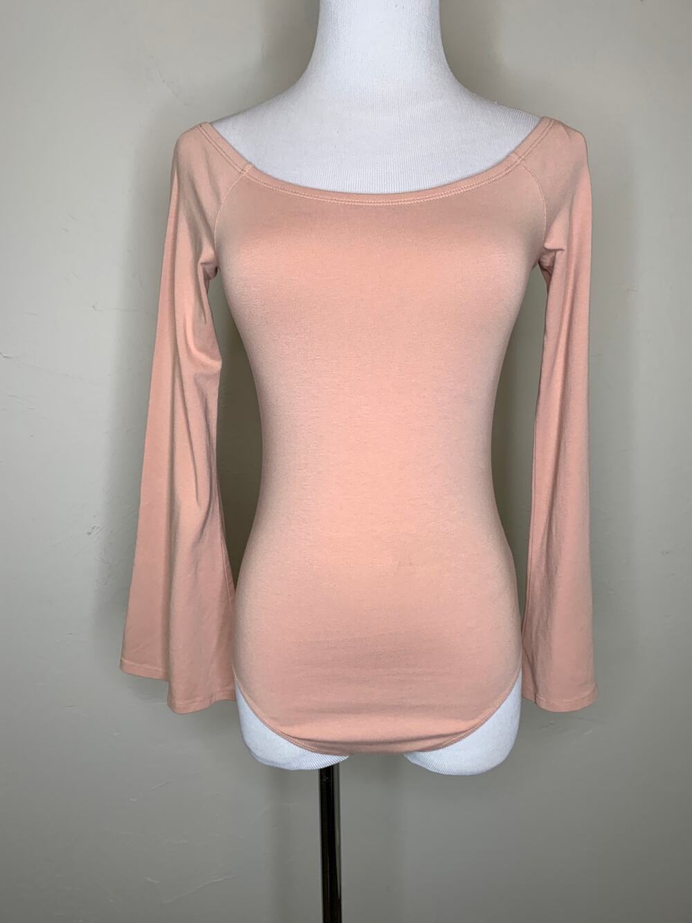 Express Off Shoulder Blush Nude Bodysuit Sz Small